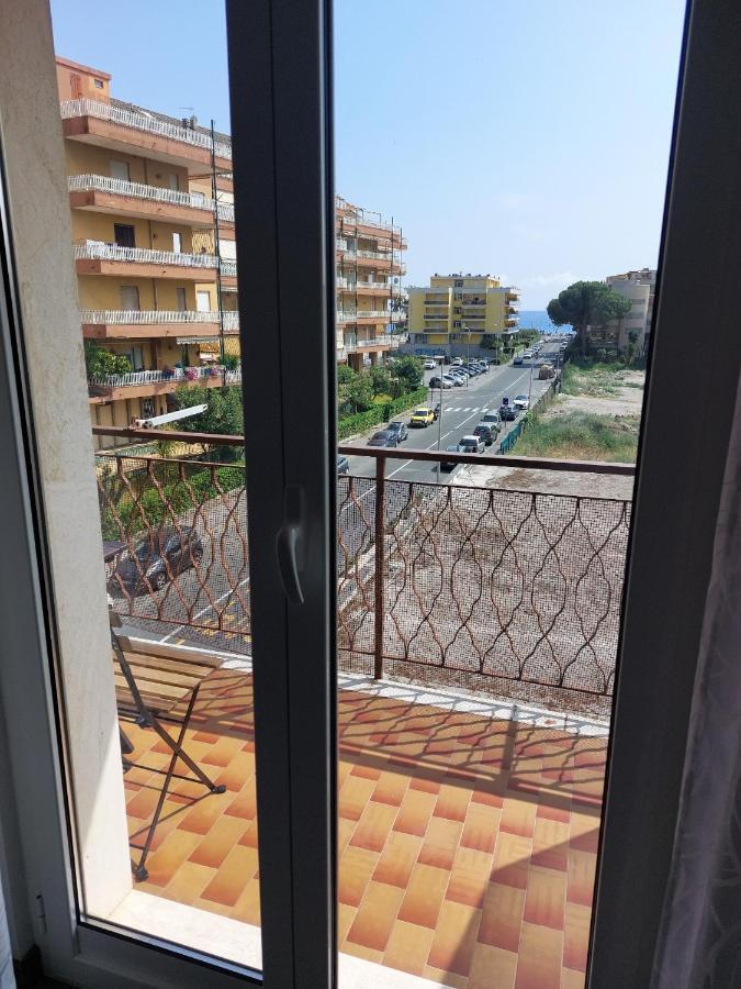 ヴェンティミーリアCasa Lauraアパートメント エクステリア 写真